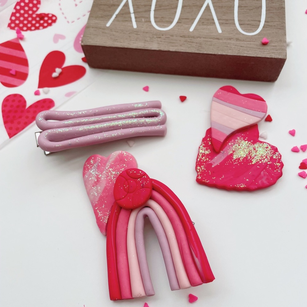 Clay hair clips